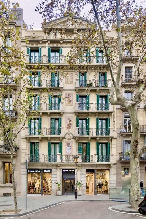 Fachada de Passeig de Gràcia 115, Barcelona